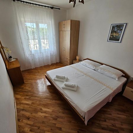 Apartments Rusin Linardici Luaran gambar