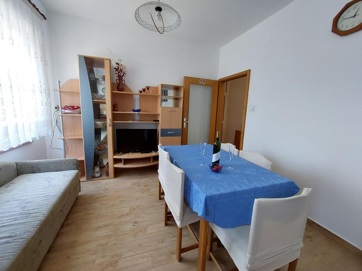 Apartments Rusin Linardici Luaran gambar