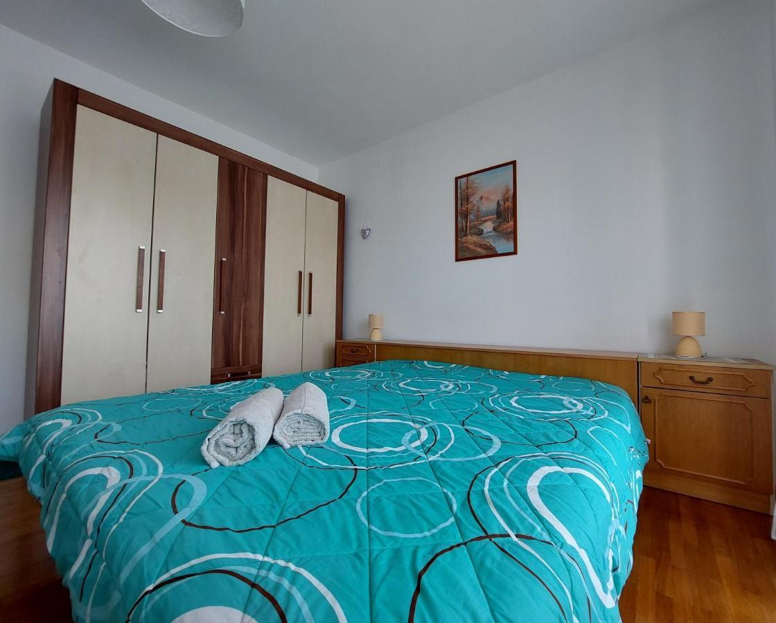 Apartments Rusin Linardici Luaran gambar