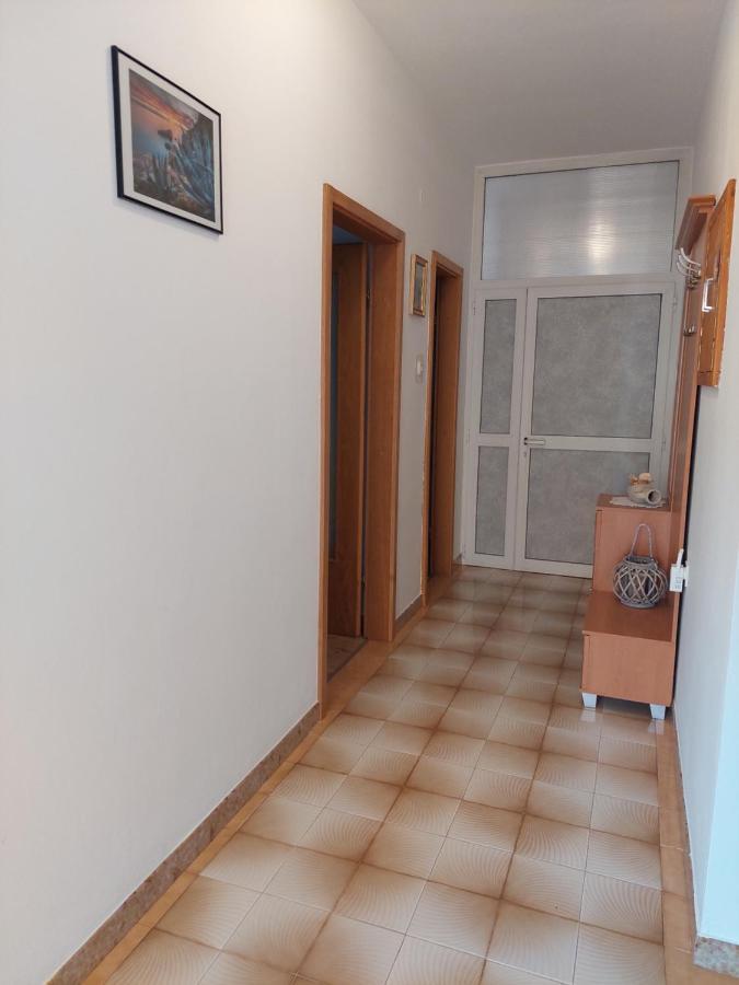 Apartments Rusin Linardici Luaran gambar